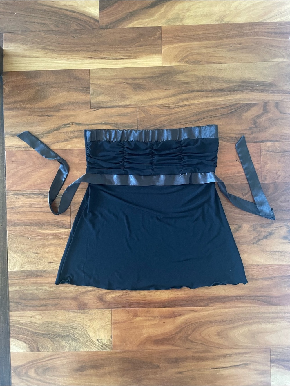 digit@l Clothing Black Strapless Satin-Trim Top